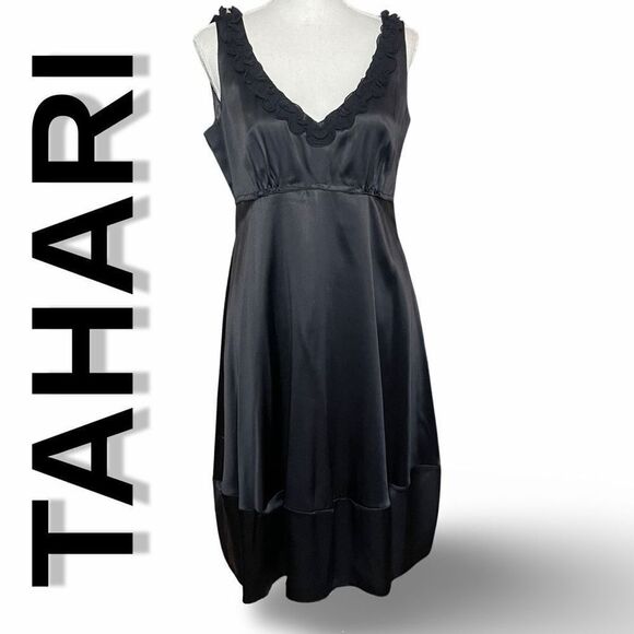 TAHARI Charlotte Dress, 100% Silk, Black, Ruffled V neckline, NWT, Size 6 - Picture 1 of 8